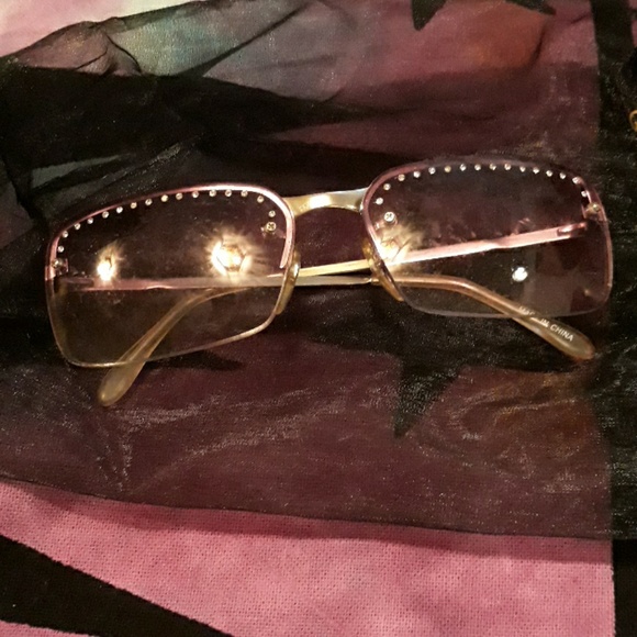3 for $15☆ Purple Tinted Sunglasses - Picture 2 of 4